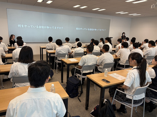 SB C&S、ソフトバンクと合同で実践学園中学校・高等学校の企業体験を実施